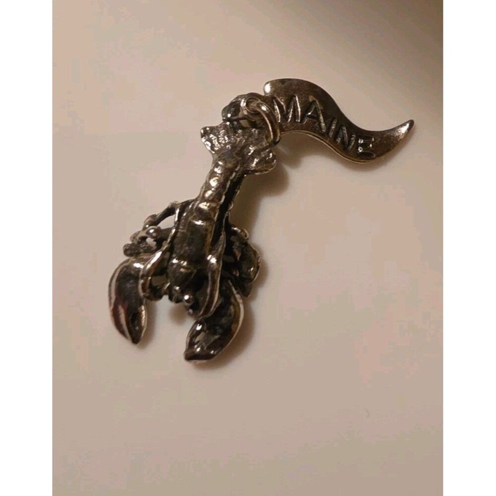 SilverTone Maine Lobster Metalic Charm/Pendant 1"